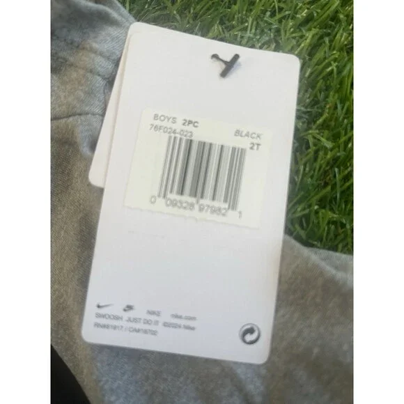 Nike Toddler Boys Dri-FIT T-Shirt & Shorts Outfit Set 2T Black Gray Athletic A5 - Picture 2 of 5